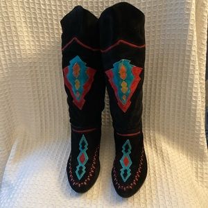 Gorgeous Vintage L.J. Simone Black Suede Fringe Boots With Suede Appliqu…